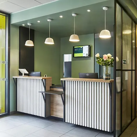B&B Hotel Nanterre Rueil-Malmaison-3
